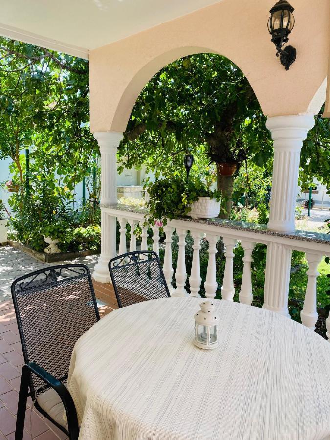 Villa Chiara Vodice Exterior foto